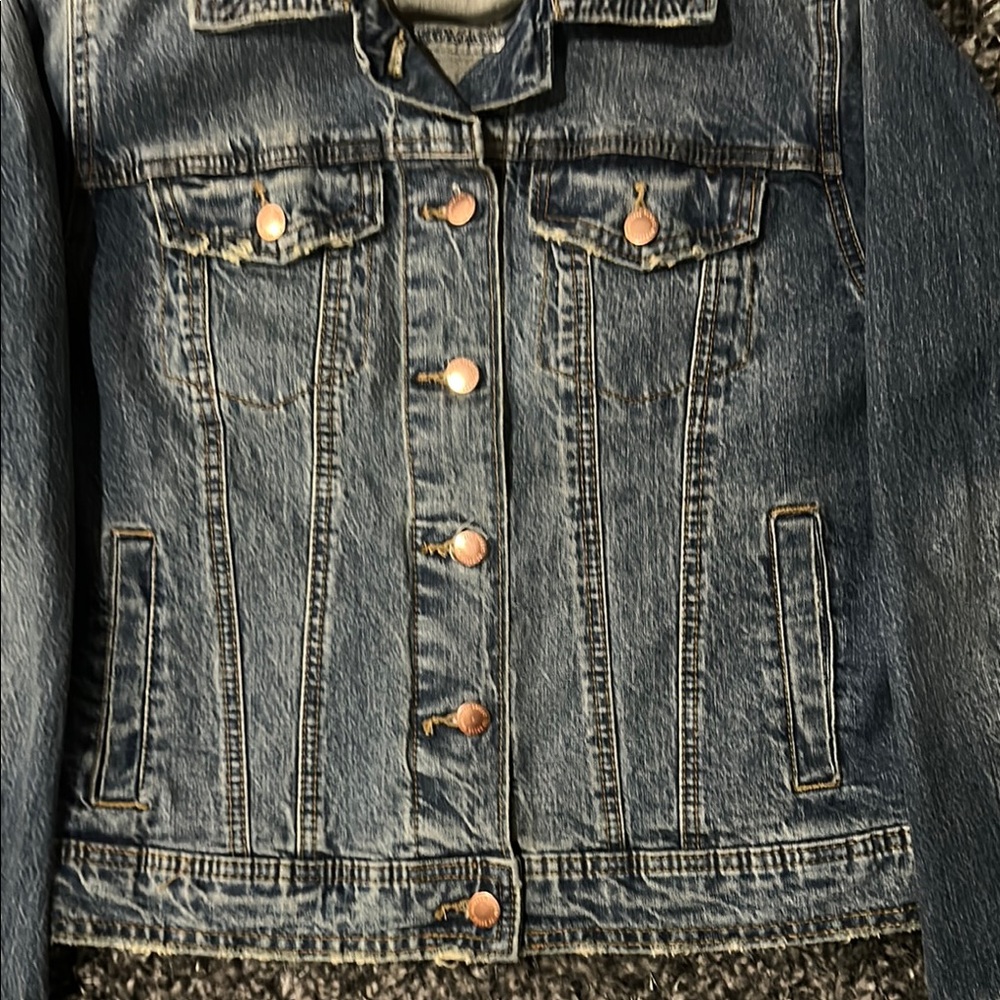 Universal Thread Blue Jean Jacket - Picture 3 of 5